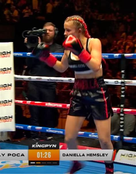 daniella hemsley just flashed the audience|Kingpyn Boxing results: Daniella Hemsley flashes audience after。